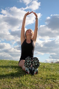 fibromyalgia exercise, woman stretching